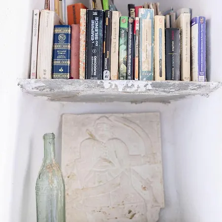 בית נופש Daphnisthe Artist's House