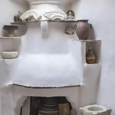 Daphnisthe Artist's House بيت للعطل Mamádhos