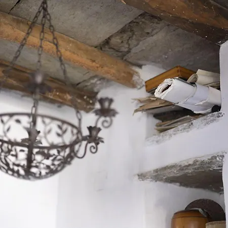 Daphnisthe Artist's House *