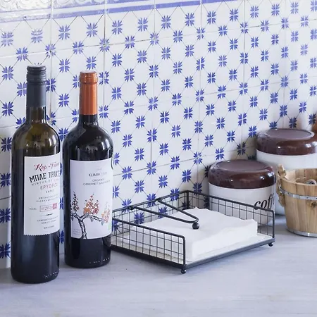 Daphnisthe Artist's House בית נופש *