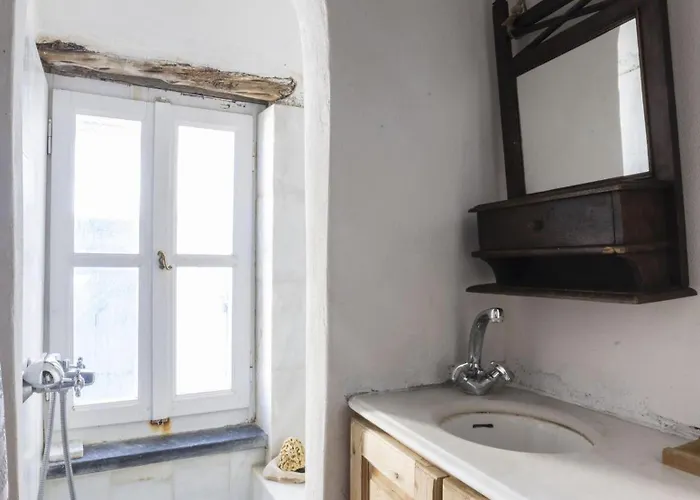 Daphnisthe Artist's House * Mamádhos